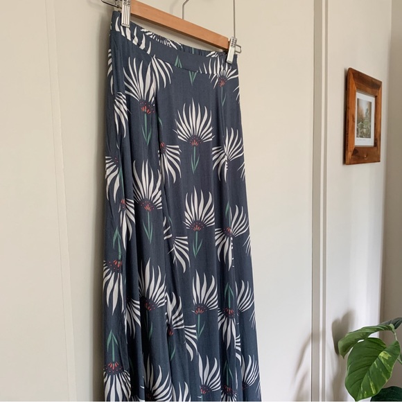 Lulu's Blue Floral Trancoso Side Slit Maxi Skirt XS - Picture 7 of 13